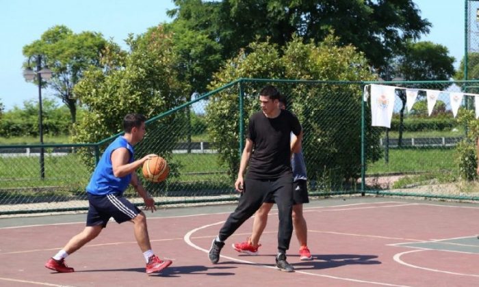 Arhavi’de Festival Sokak Basketbolu Turnuvası Başladı