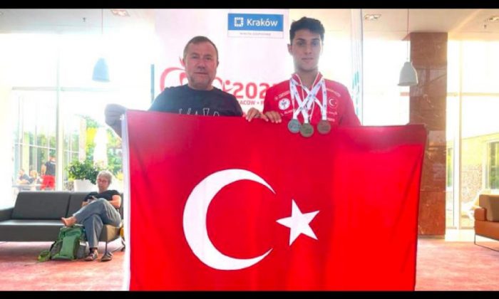 Milli Yüzücü Veysi Turan Avrupa Şampiyonu