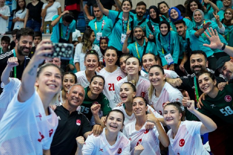 A Milli Kadın Hentbol Takımı,  İslami Dayanışma Oyunları’nda Finalde