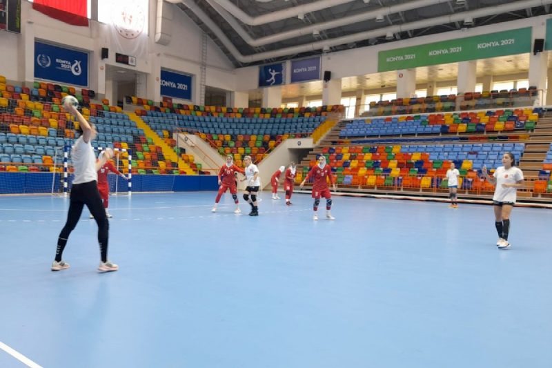 A Milli Kadın Hentbol Takımımız, Hazırlık Maçında İran’ı 37-22 Yendi