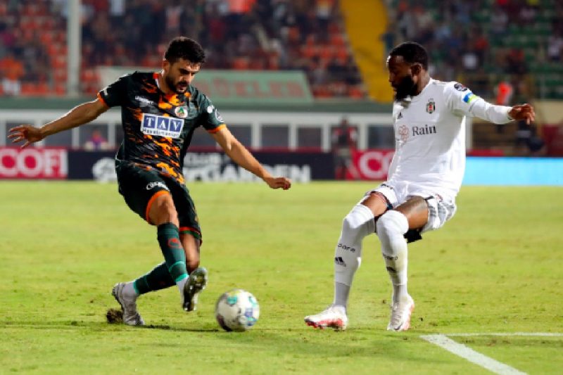 Alanyaspor Beşiktaş Karşılaşması 3-3 Tamamlandı