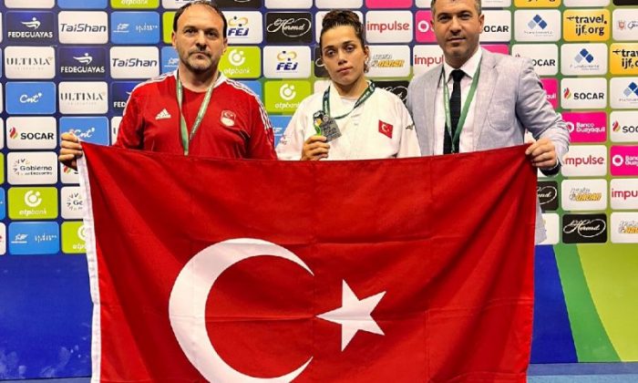 Gençler Dünya Şampiyonası’nda Fidan Ögel’den Gümüş Madalya