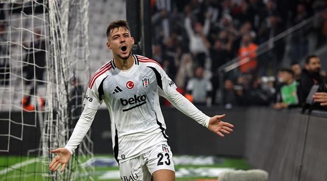 1730580910 964 2056 02 Kasim 2024 Besiktas zirve yarisinda agir yarali Super