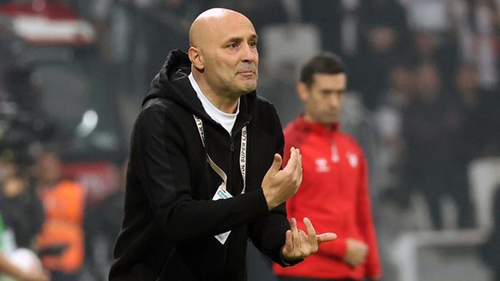 Kasımpaşa, Beşiktaş’ı Tarihe Geçerek Yendi!