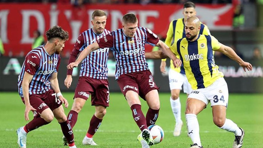 Fenerbahçe Son Dakikada Trabzonspor’u Yenerek Zirveye Yükseldi!