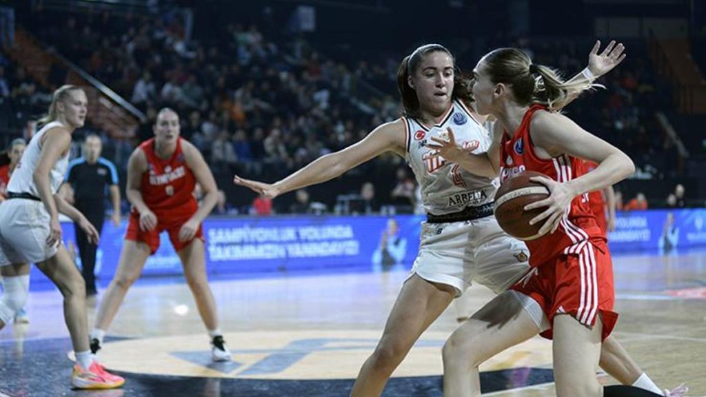 ÇBK Mersin, Olympiacos’u Farklı Yenerek Liderliğini Sürdürüyor!