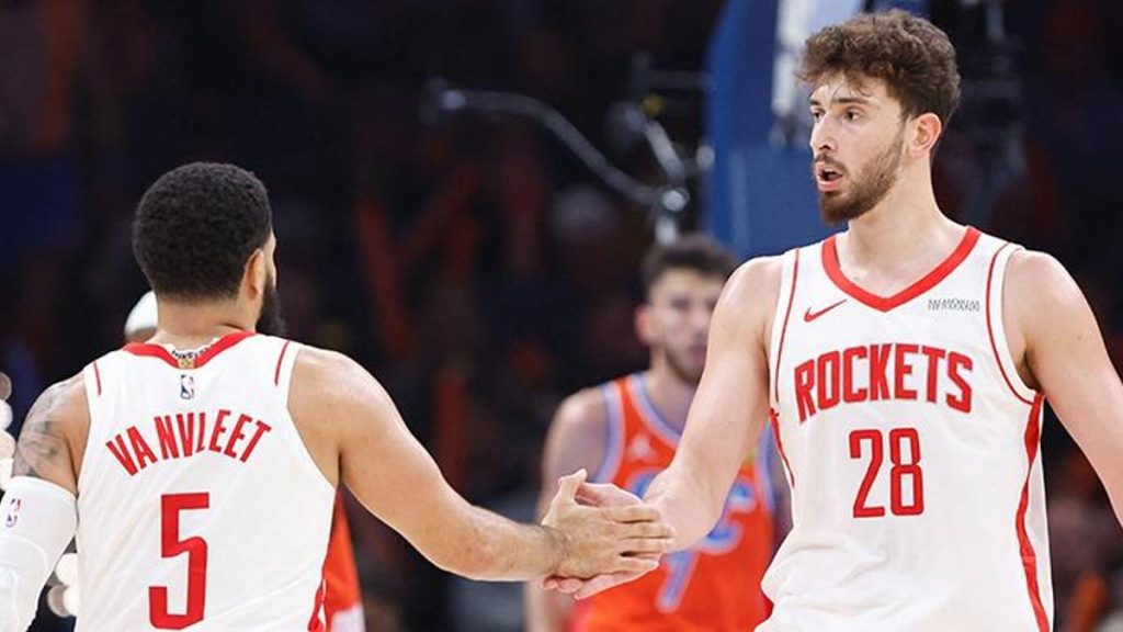 NBA’de heyecan dolu gece! Şengün ve LeBron fark yarattı!
