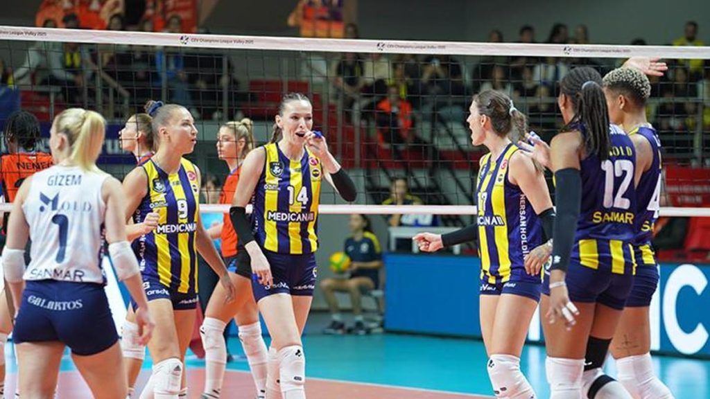 Fenerbahçe Kadın Voleybol Takımı’ndan 4’te 4!