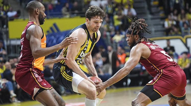 Fenerbahçe Beko, Galatasaray'ı 94-70 mağlup etti! 1 Basketbol Super Liginde normal sezonun son haftasi dev derbiye sahne