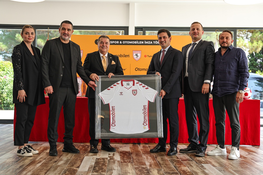 OTOMOBILEN ILE SAMSUNSPOR TOREN GORSEL 1