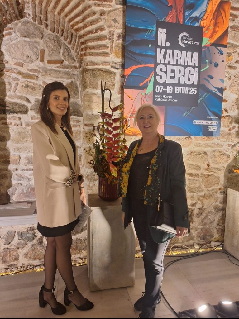 “Sanatta Hayat Var” Sergisi Hüsrev Kethüda Hamamı’nda Kapılarını Açtı