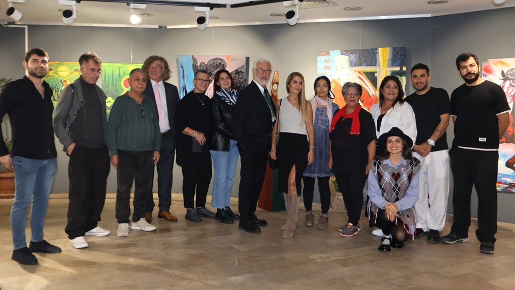 “Autumn’s Dream”: Sonbaharın Duygusal Dokunuşunu Sanata Taşıdı