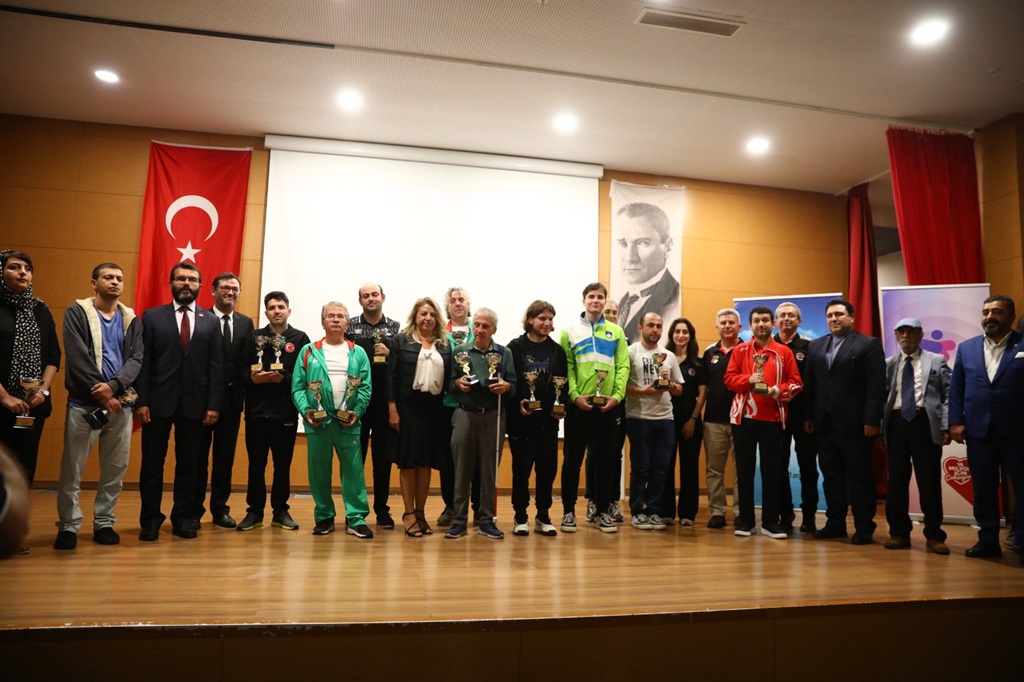 Görülmeyen Gazete’den Uluslararası Satrançta Bir İlk!