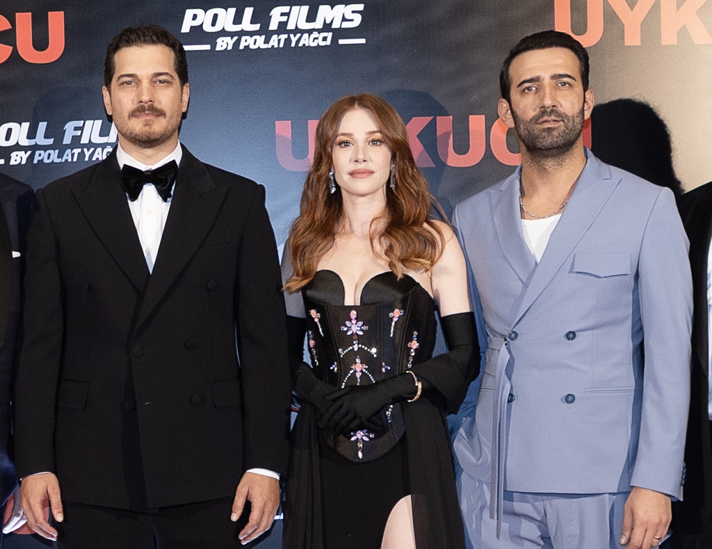 Cagatay Ulusoy Elcin Sangu Ferit Kaya