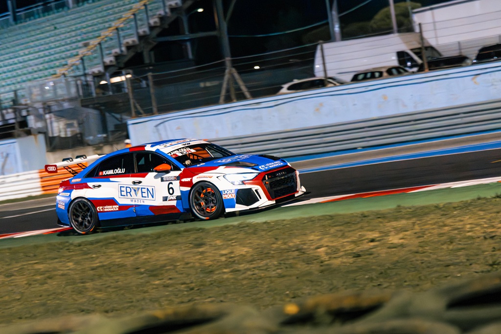 Koray Kamiloğlu İtalya Kupası’nda Tarih Yazdı!