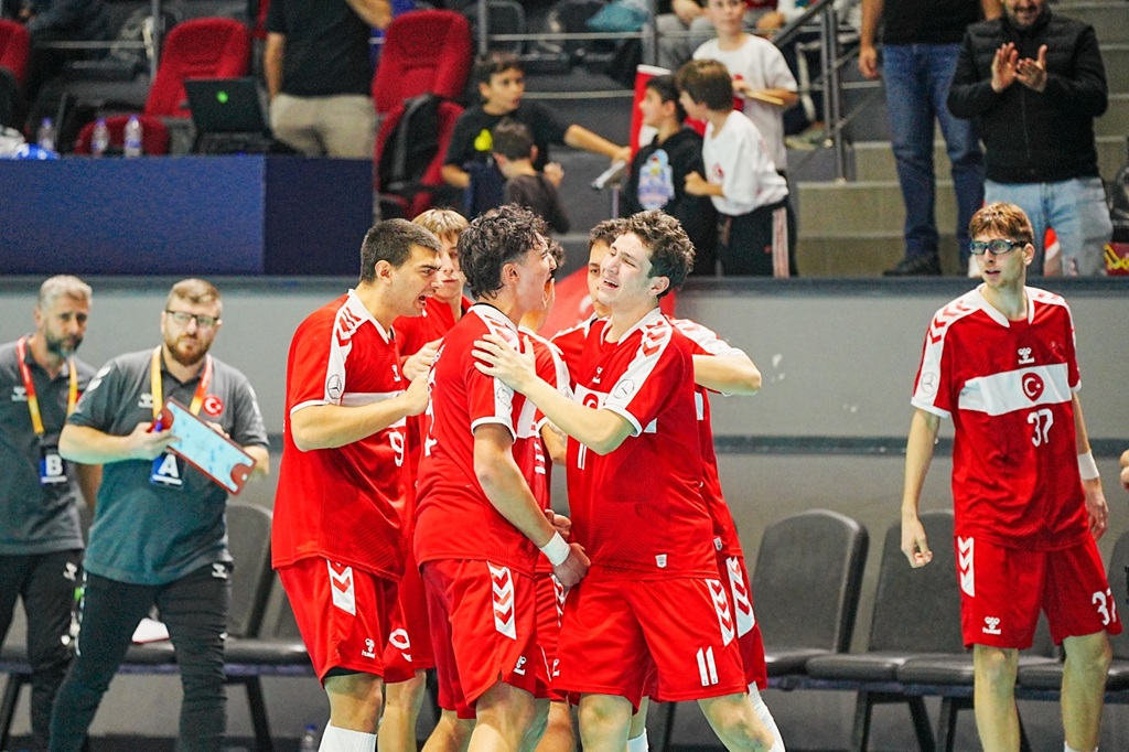 20 Yil Aranin Ardindan Avrupa Sampiyonasindayiz 2