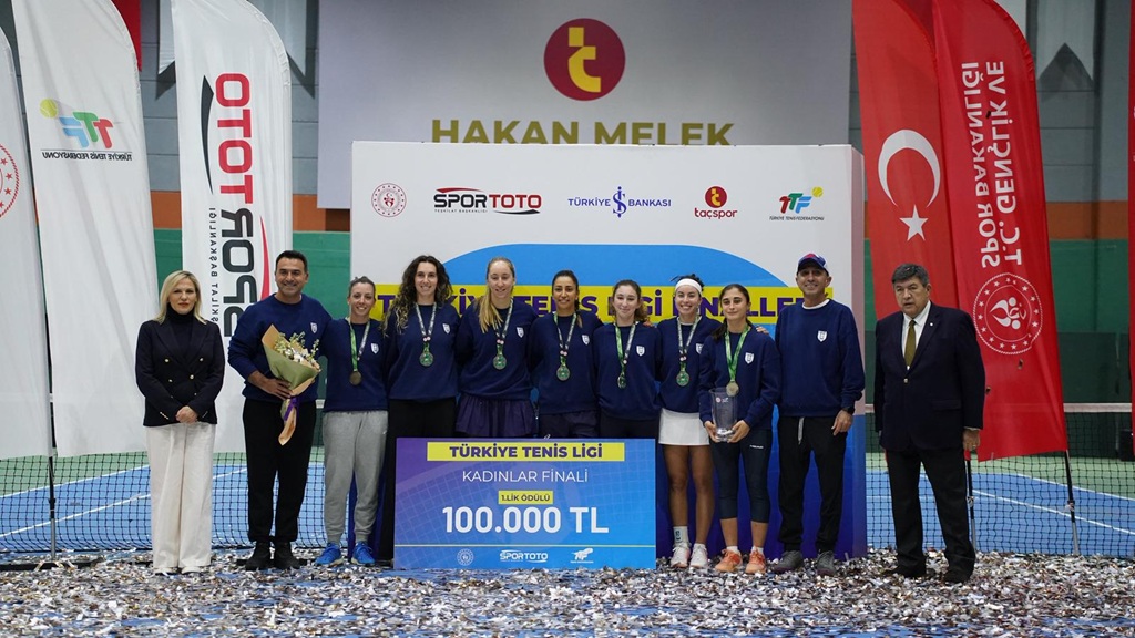 Türkiye Tenis Ligi Finallerinde "Enka" Fırtınası 2 Kadinlar Sampiyonu ENKA