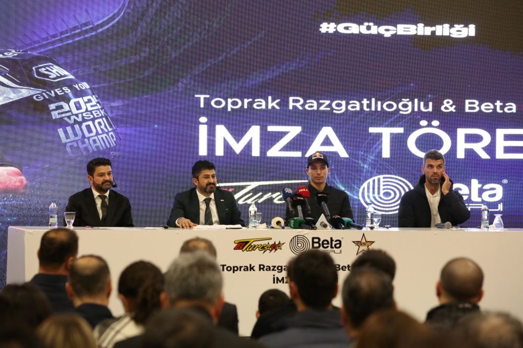 Pistlerin “Türk Yıldızı” Toprak Razgatlıoğlu’na Yerli̇ Güç