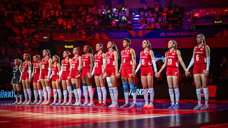 Filenin Sultanları Finale Yükseldi: Çin’i 3-0 Geçtiler