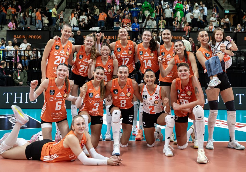 Eczacibasi Peron Istanbul Victory